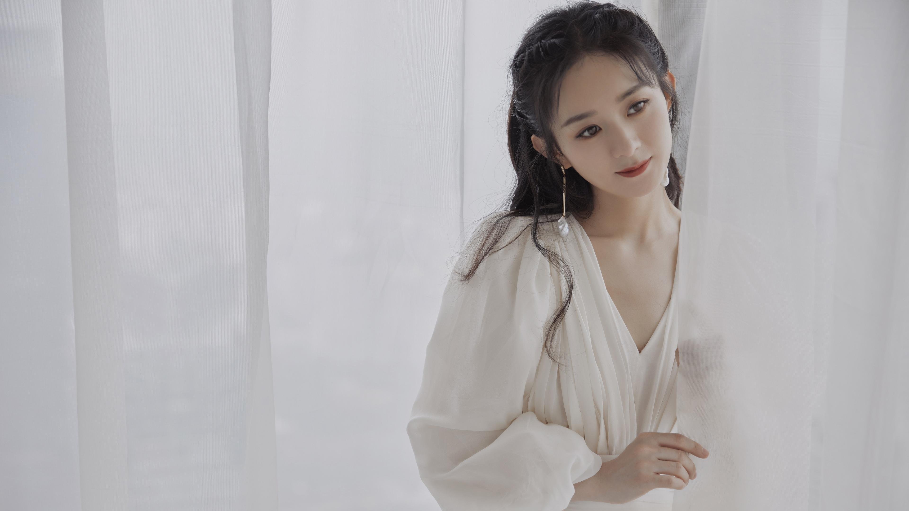 国际足球裁判引入自动偏差检测工具,判罚更加公正,足球规测