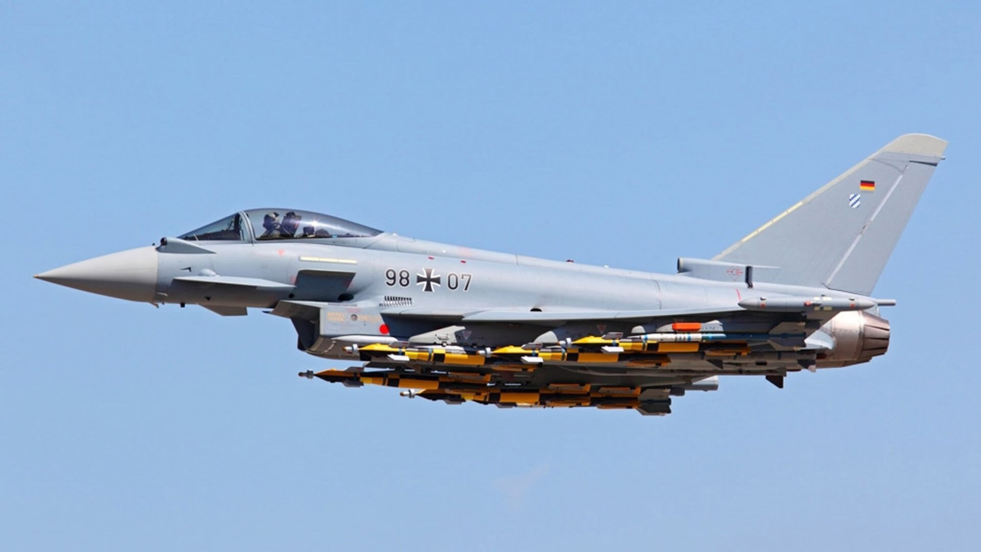 瑞·弗兰：全黑队外线的“全能战士”，在攻守两端都能打出高水平表现